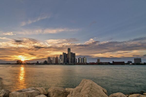 Conference 2024 IACA   Detroit Skyline Sunny 300x200@2x 